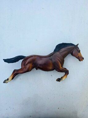 Vintage Breyer Stonewall Mold 300 Jumping Horse USA